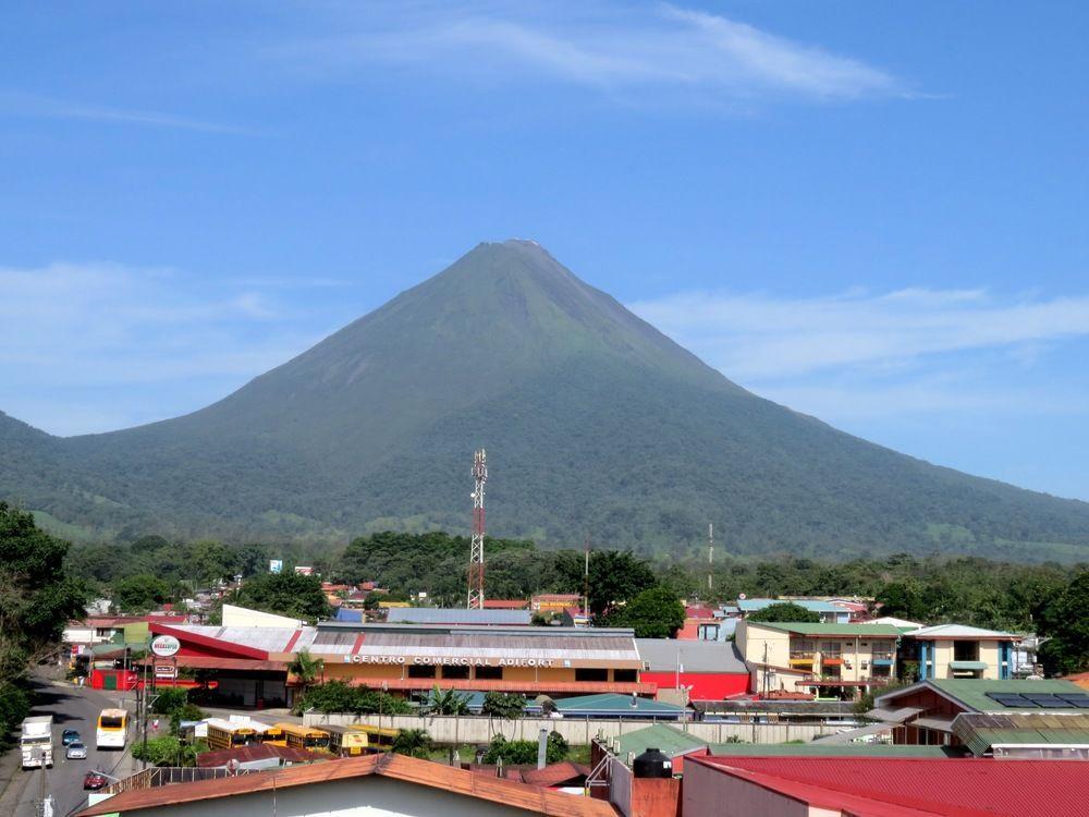 Hotel La Fortuna ภายนอก รูปภาพ