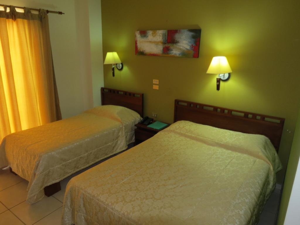 Hotel La Fortuna ภายนอก รูปภาพ