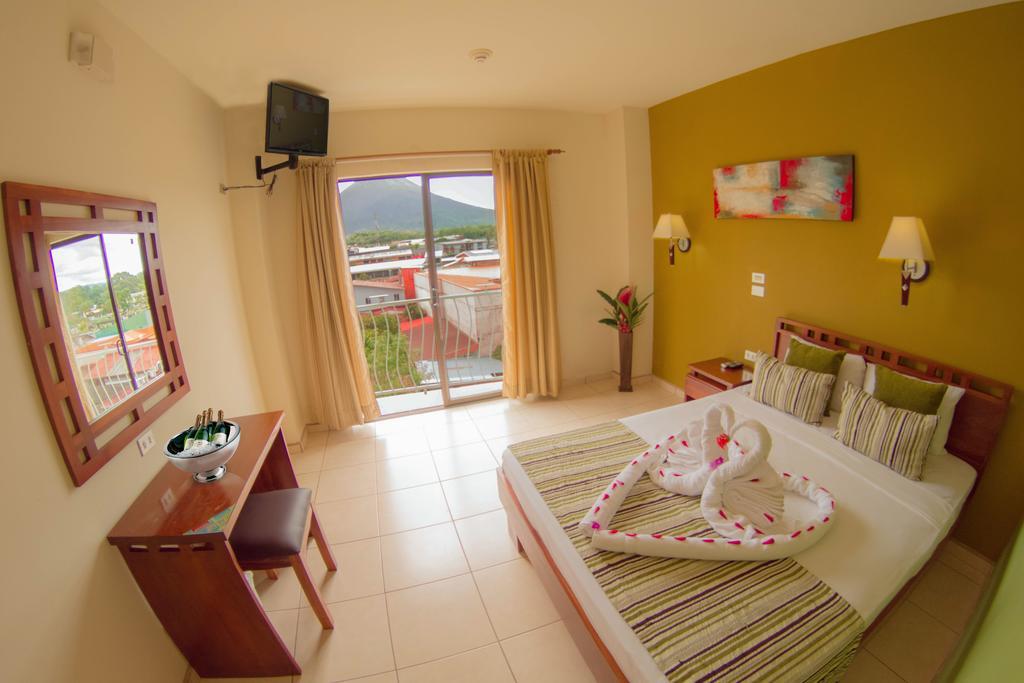 Hotel La Fortuna ภายนอก รูปภาพ