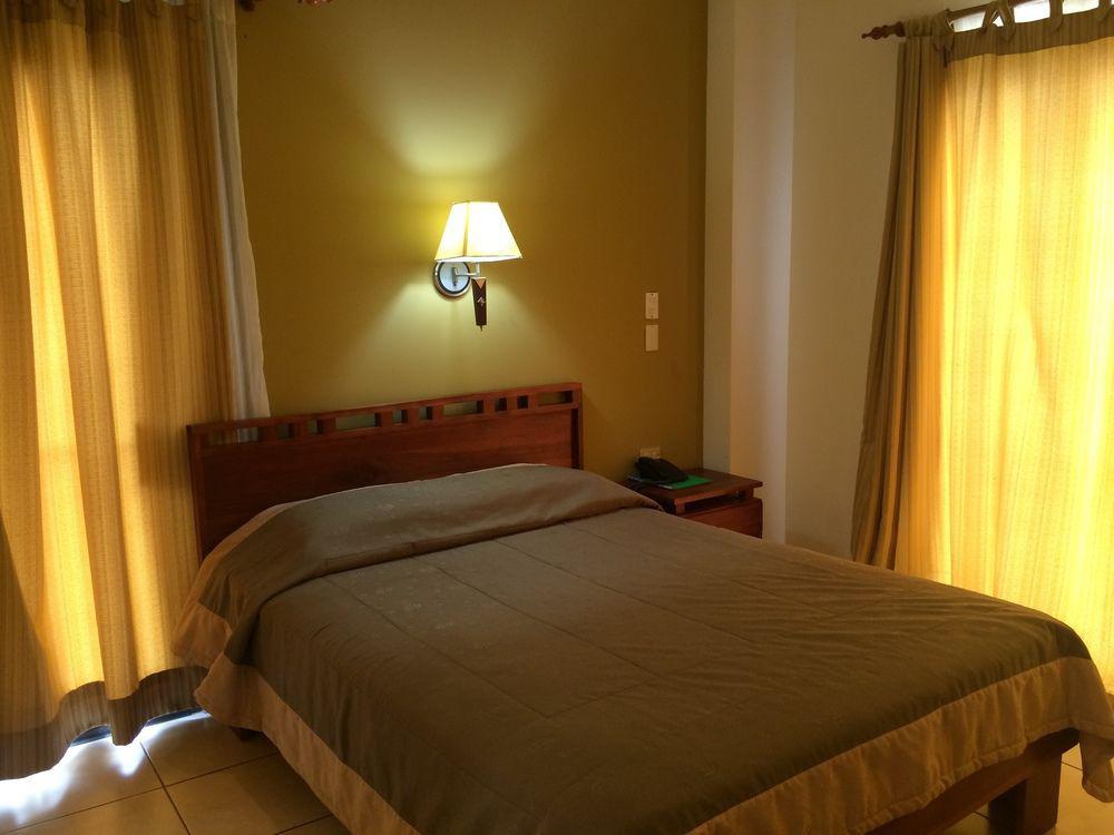 Hotel La Fortuna ภายนอก รูปภาพ
