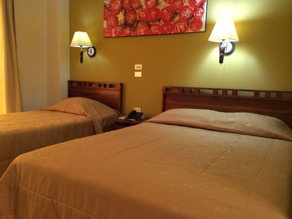 Hotel La Fortuna ภายนอก รูปภาพ