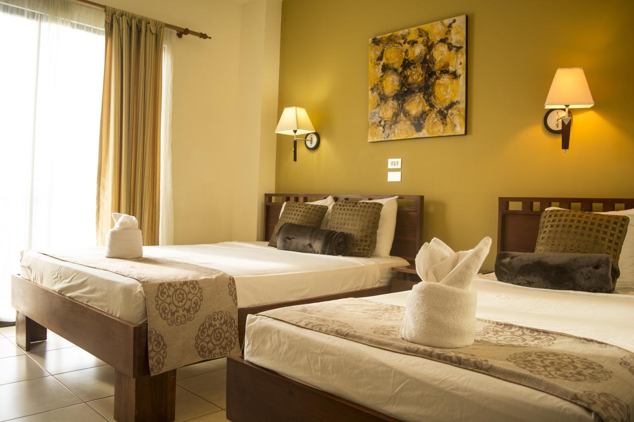 Hotel La Fortuna ภายนอก รูปภาพ