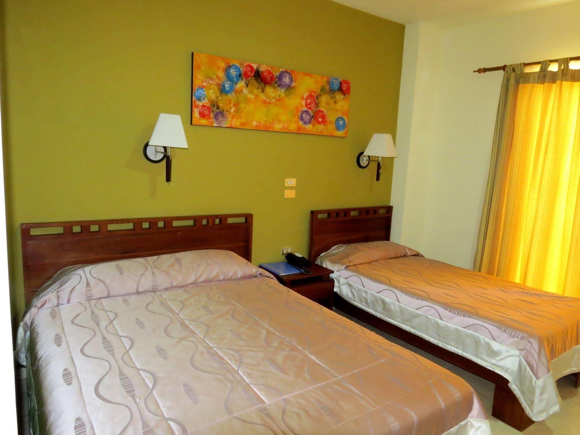 Hotel La Fortuna ภายนอก รูปภาพ