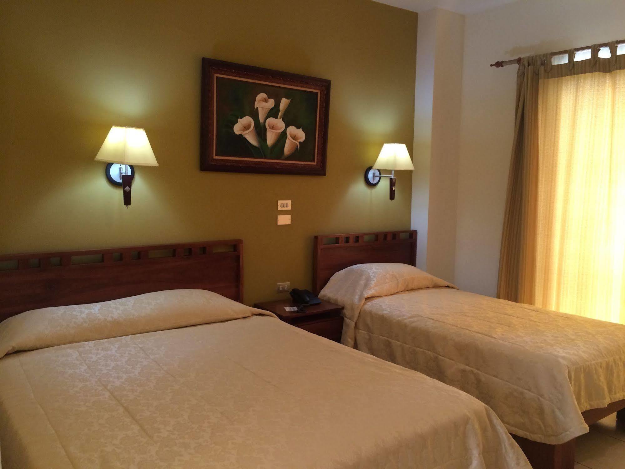 Hotel La Fortuna ภายนอก รูปภาพ